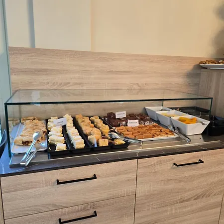 Helios Hotel 3*