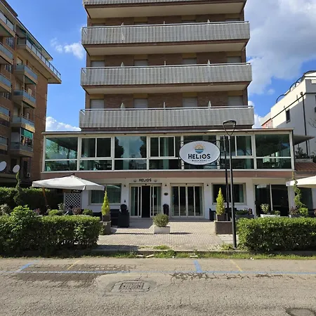 Hotel Helios Beach فندق