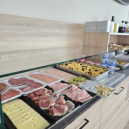 Szálloda Helios Milano Marittima