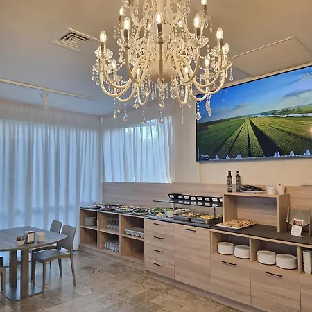 Hotel Helios Beach ميلانو ماريتيما