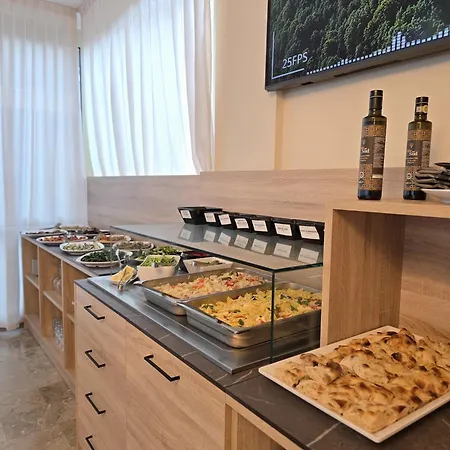 Szálloda Helios Milano Marittima