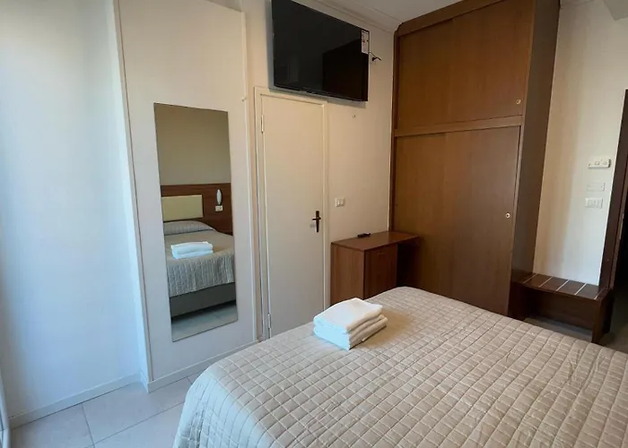 Base Helios - Colazione Fino A Mezzogiorno! 3*